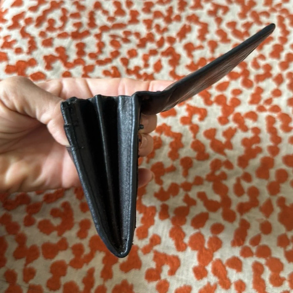 Amanda Smith leather wallet - Picture 5 of 11